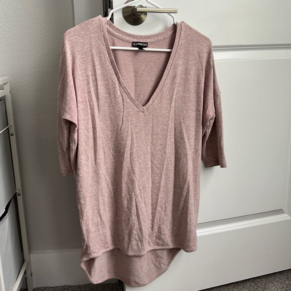 Medium Express shirt peachy pink